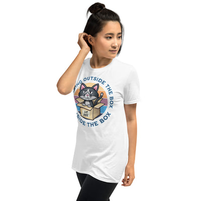 Cute Funny Cat in Box Unisex T-Shirt